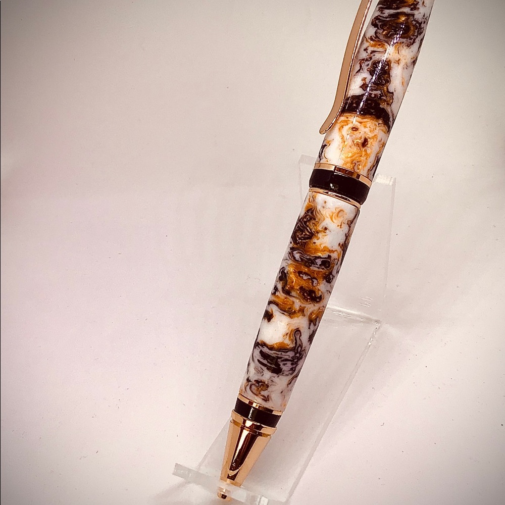🎁 Handcrafted pen 24kt gold